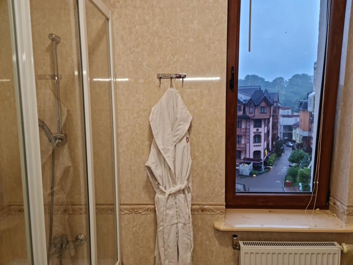 Hotel Villa Sofia Truskavets Ngoại thất bức ảnh