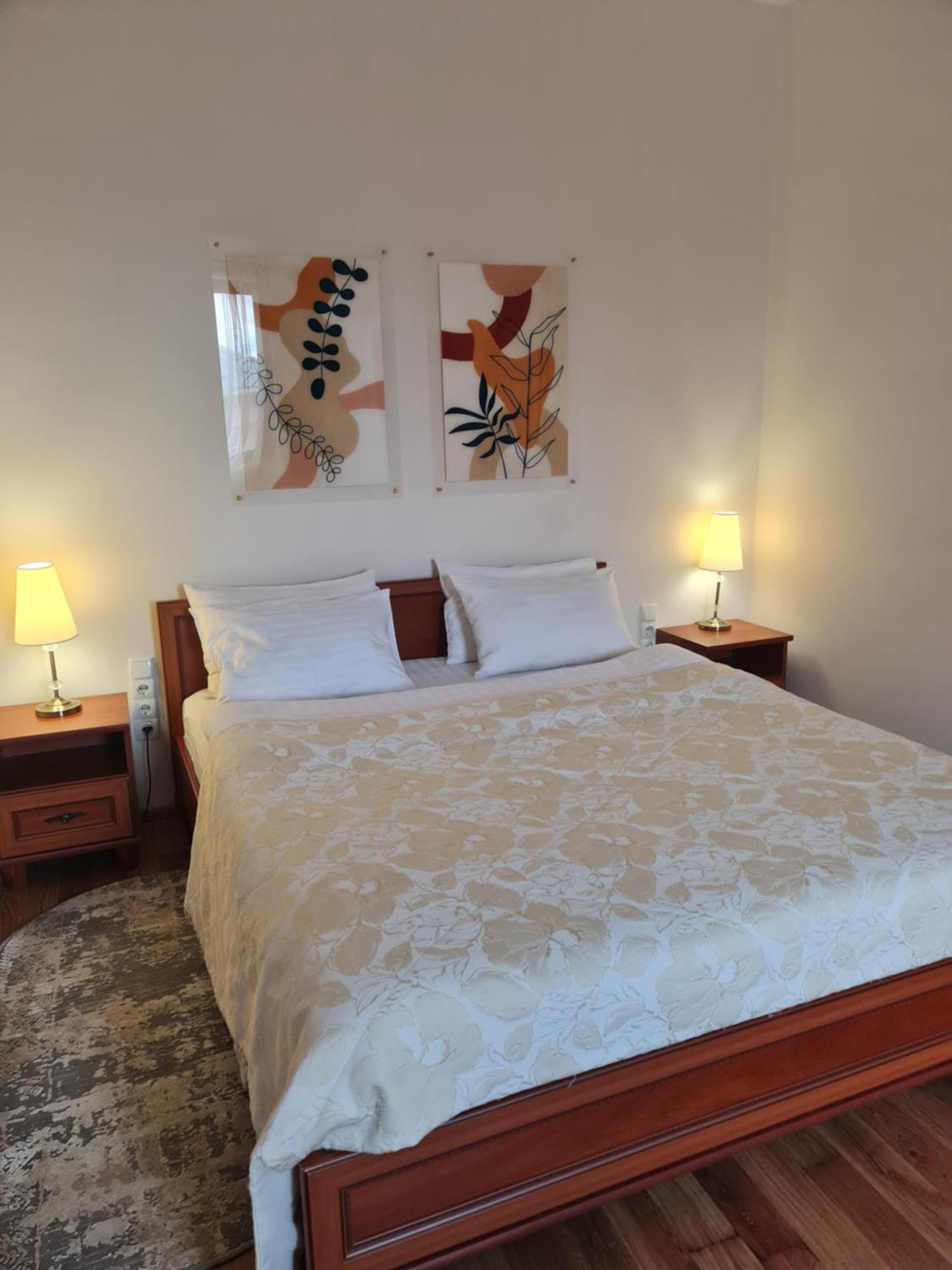 Hotel Villa Sofia Truskavets Ngoại thất bức ảnh