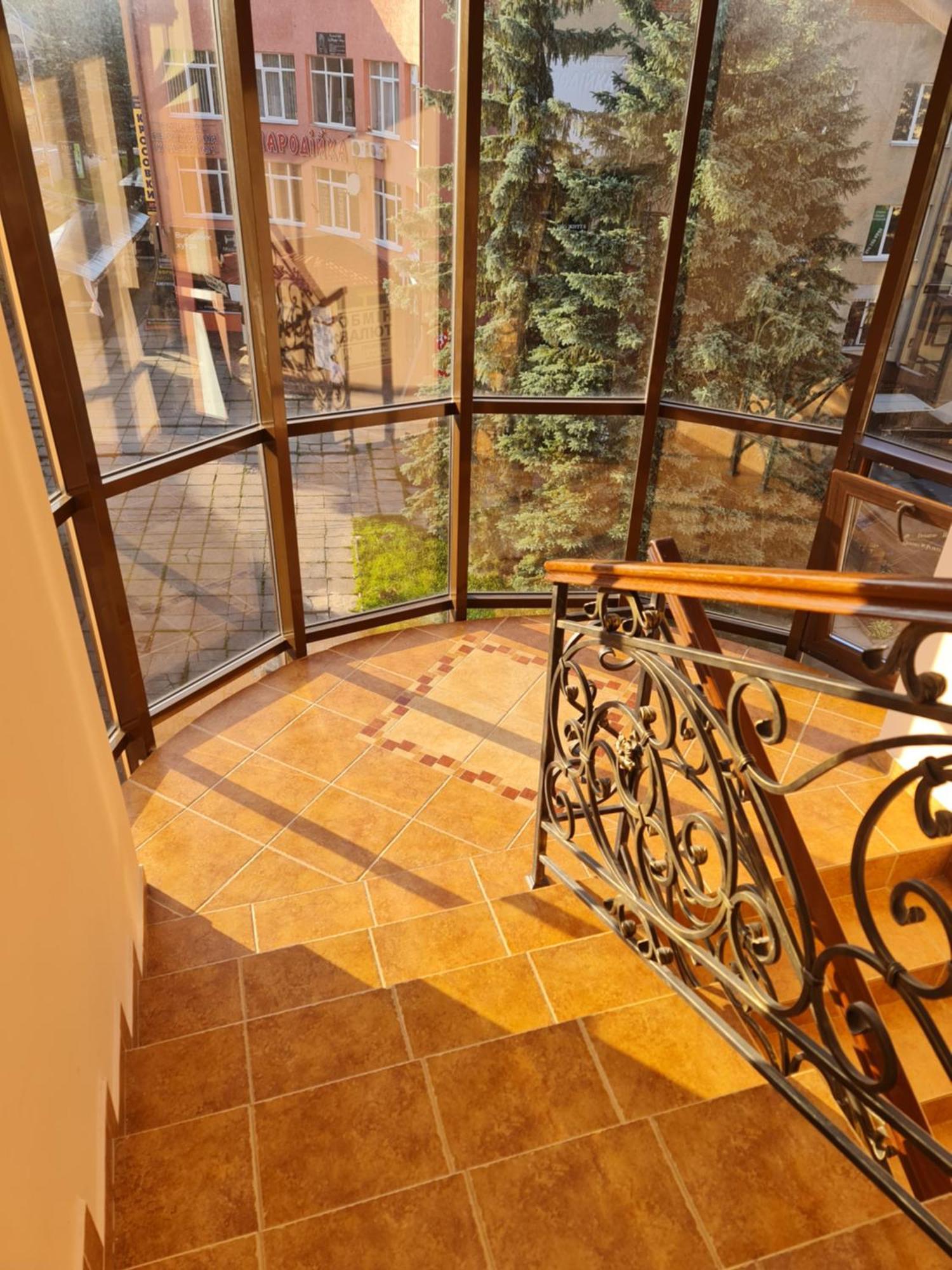 Hotel Villa Sofia Truskavets Ngoại thất bức ảnh